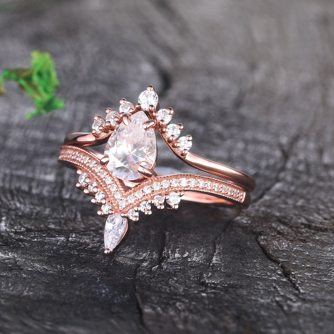 Vintage Moissanite Engagement Ring Set Rose Gold Pear Moissanite Bridal Set Curved Wedding Band Promise Anniversary Ring Antique