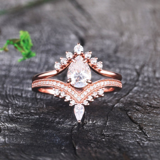 Vintage Moissanite Engagement Ring Set Rose Gold Pear Moissanite Bridal Set Curved Wedding Band Promise Anniversary Ring Antique